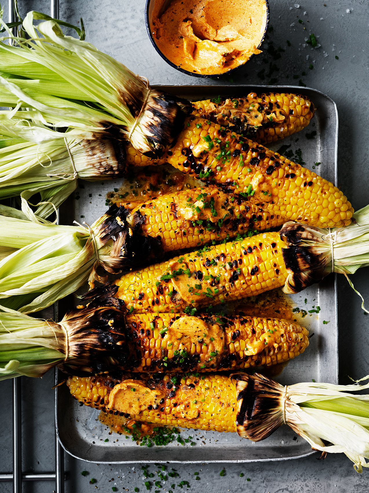 20220608_Grilled-corn-on-the-cob-with-chicken-salt-butter02